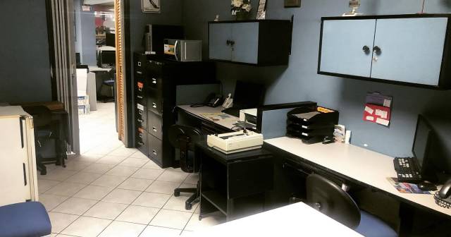 Hermosa oficina en Edificio Avenida zona 10 - Miniatura 3