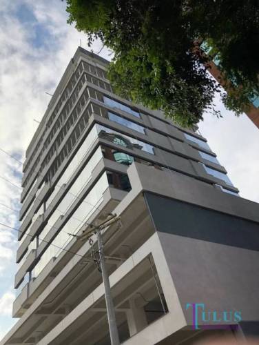 Edificio en renta en zona 10