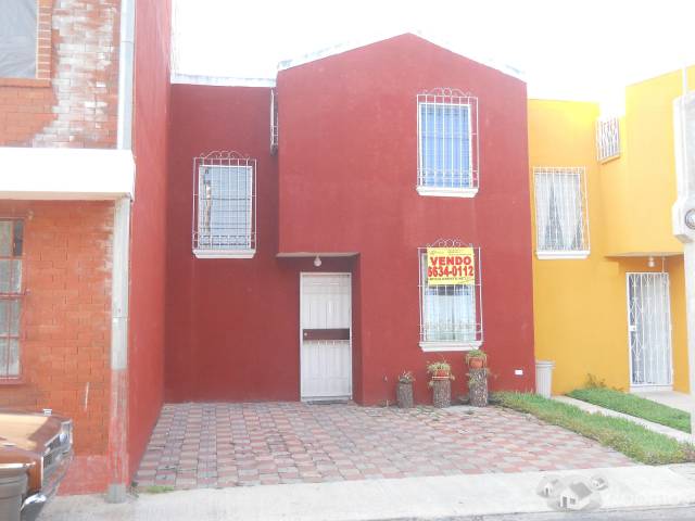 CASA EN VENTA - Image 1