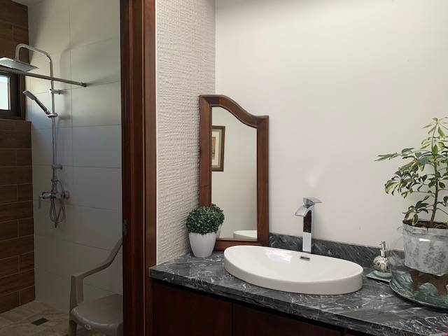 Renta casa en Montebello, con habitación completa en primer nivel - Image 4