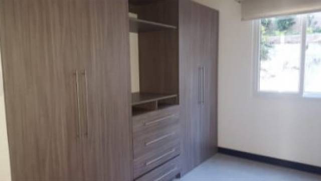 Renta de apartamento en zona 16 - Image 3
