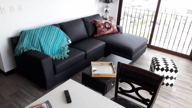 Alquiler apartamento amueblado en Lirios de Cayalá zona 16 - Image 3