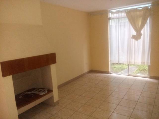 CityMax Antigua renta casa en Villas de La Meseta - Image 2