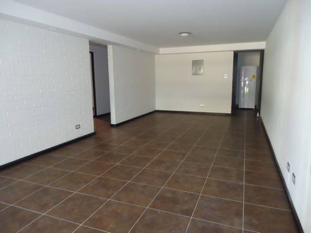 Alquiler Apartamento en zona 10 - Miniatura 7