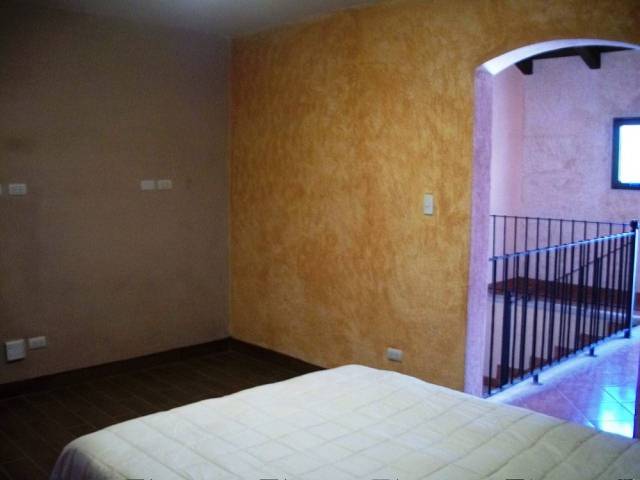 CityMax Antigua renta apartamento cercano al centro de Antigua - Miniatura 4