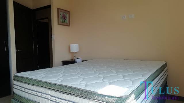 Apartamento amueblado en renta en zona 11 - Image 5