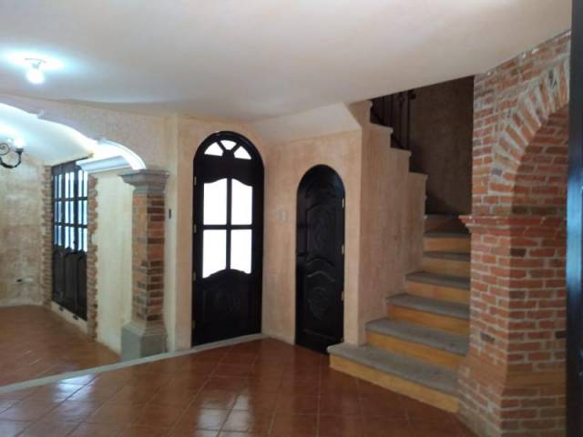 CityMax Antigua renta casa amplia en San Miguel Escobar - Miniatura 6