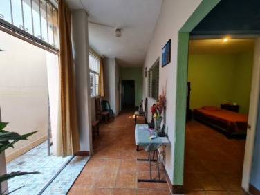 CASA EN VENTA EN EL CORAZON DE LA CIUDAD Z1
