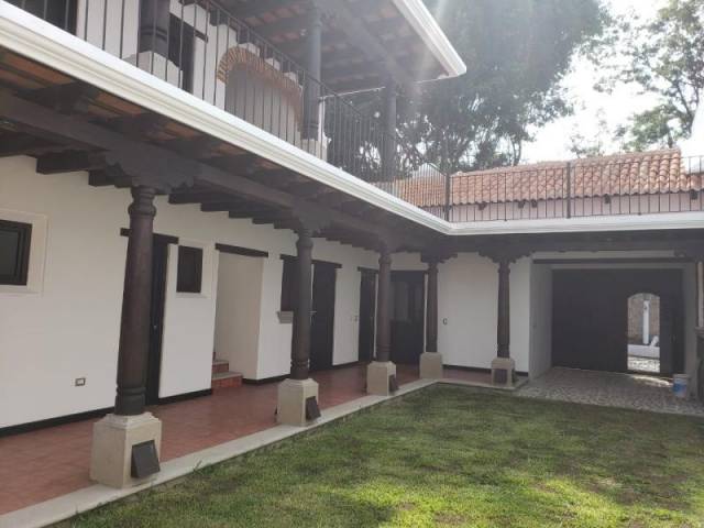 CityMax Antigua Venta casa cerca al casco de Antigua Guatemala - Image 3