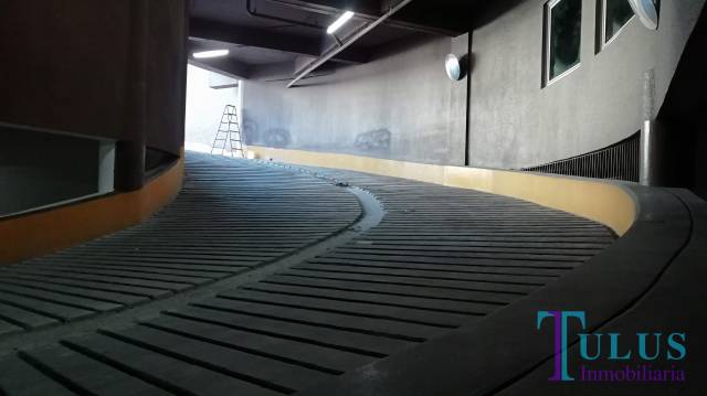 Edificio en renta en zona 10 sobre bulevard los proceres - Miniatura 9