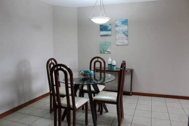 Alquiler apartamento amueblado en zona 14, ideal parejas y solteros - Image 4