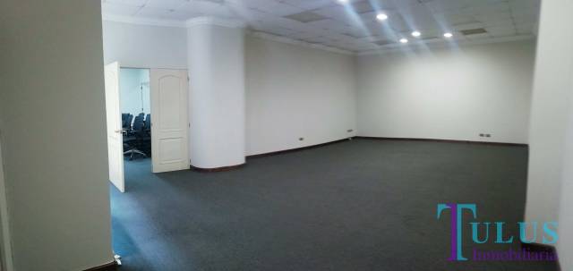 Oficina en renta en zona 10 Guatemala - Miniatura 7