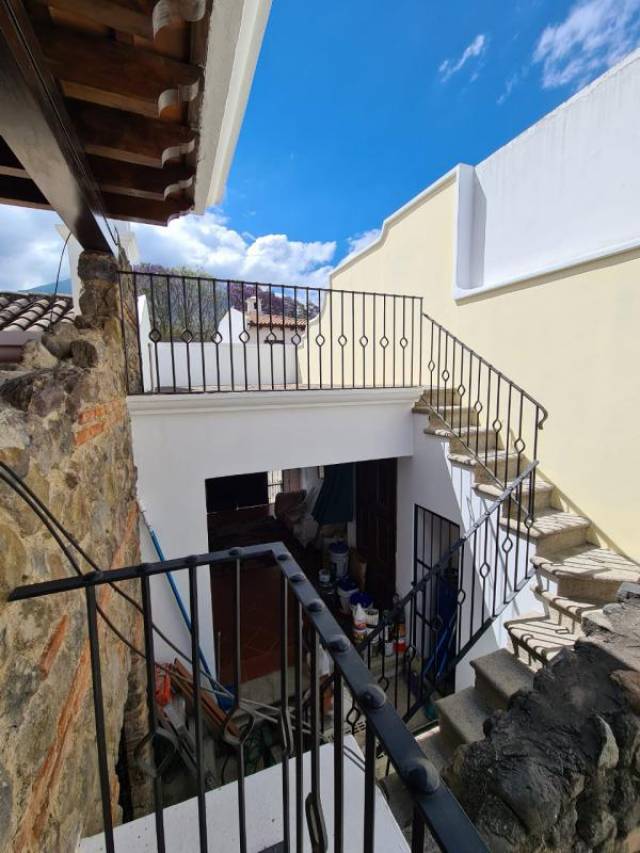 CityMax Antigua vende casa en residencial de Ciudad Vieja - Image 4
