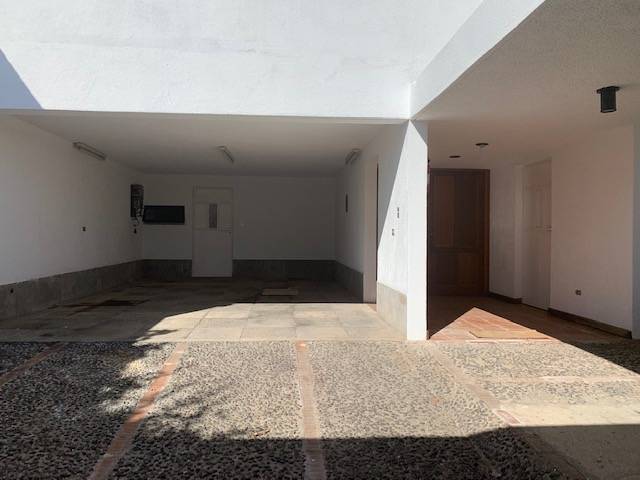 Casa en venta en colonia Lo de Bran zona 3 - Image 2
