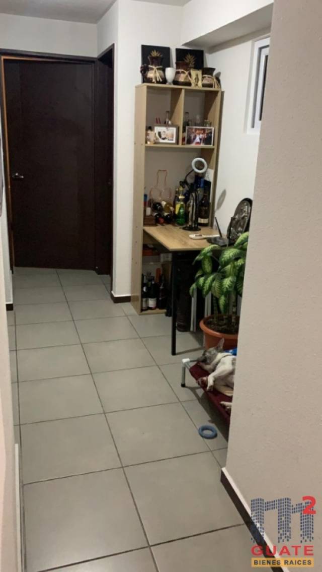 Apartamento de 79 m2 de construcción en Venta, Zona 11 - Miniatura 3