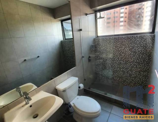 Apartamento de 90 m2 de construcción en Renta, Zona 14 - Miniatura 7