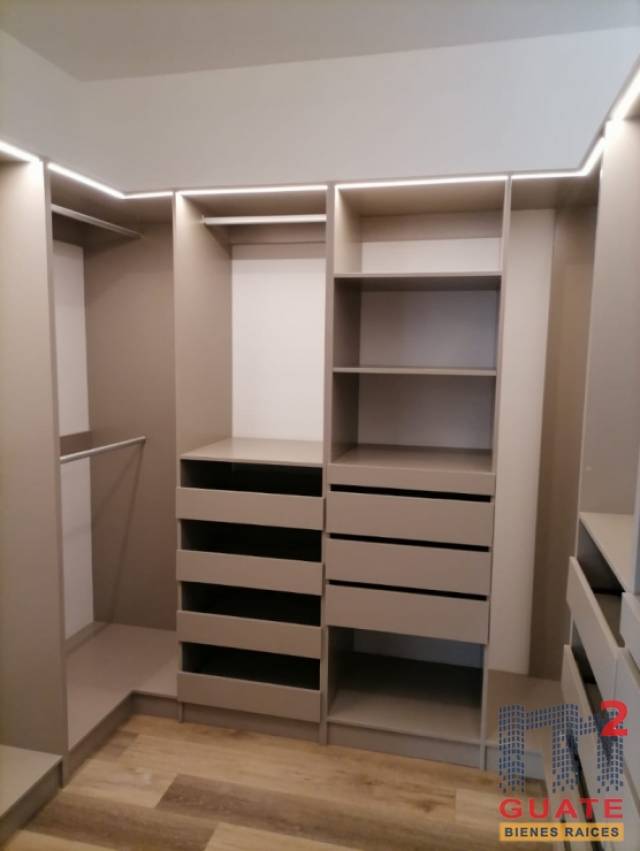 Apartamento de 142 m2 de construcción en Venta, Zona 14 - Miniatura 6