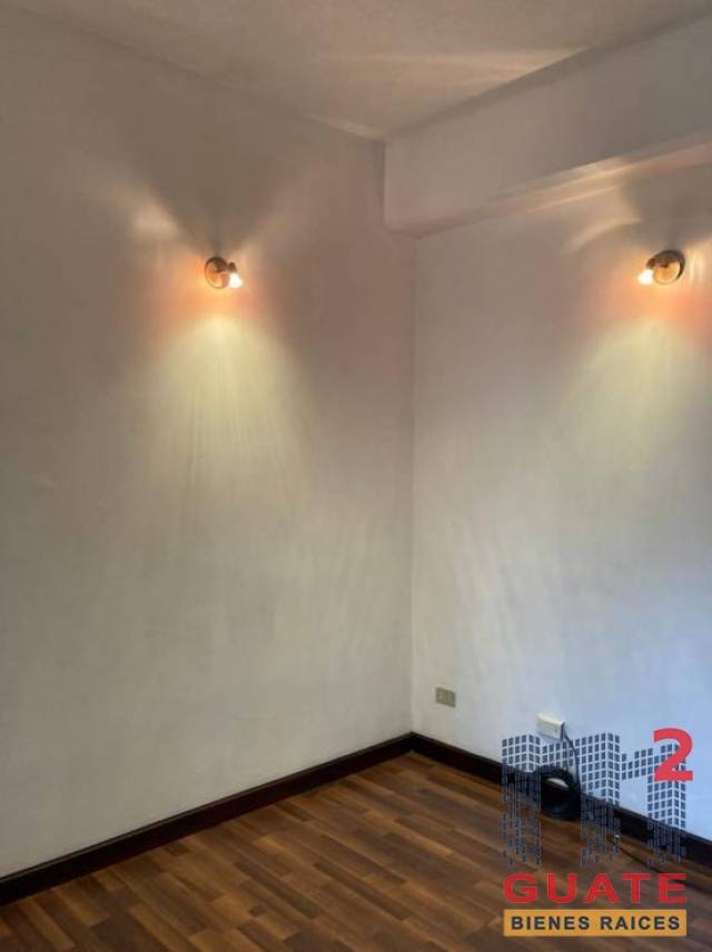 Apartamento de 140 m2 de construcción en Renta, Zona 15 - Miniatura 4