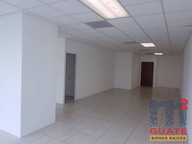 Oficina de 70.37 m2 de construcción en Venta, Zona 10 - Image 3
