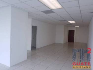 Oficina de 70.37 m2 de construcción en Renta, Zona 10 - Image 1
