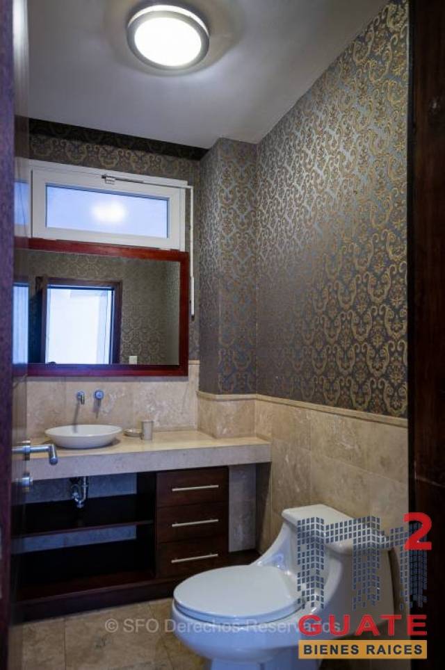 Apartamento de 228 m2 de construcción en Renta, Zona 14 - Miniatura 10