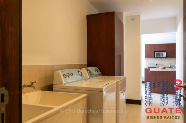 Apartamento de 228 m2 de construcción en Renta, Zona 14 - Miniatura 11