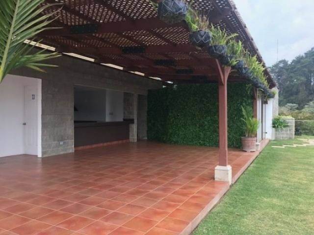 Venta Casa en Jardines de Arrazola - Image 2