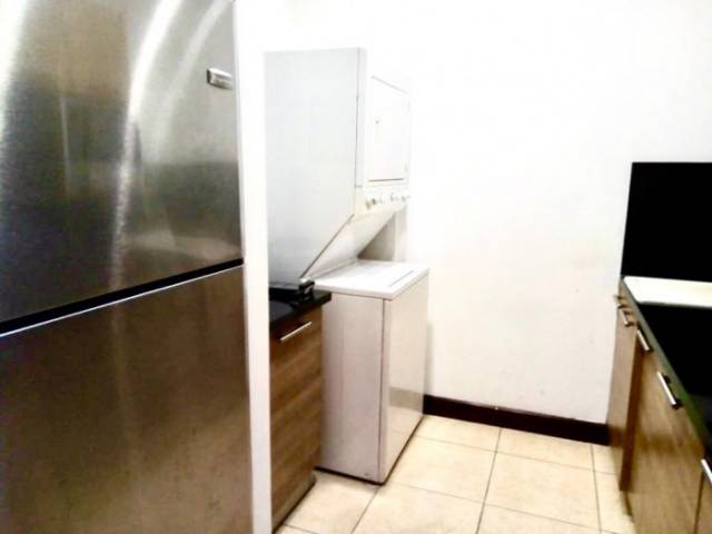 Alquiler apartamento zona 10 a una cuadra de Fontabella - Image 4
