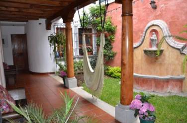 CityMax Antigua renta casa amueblada en Antigua Guatemala - Image 1