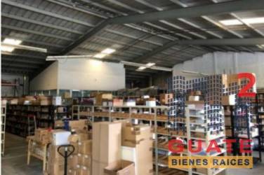 Ofibodega de 1574 m2 de construcción, en Venta Zona 10