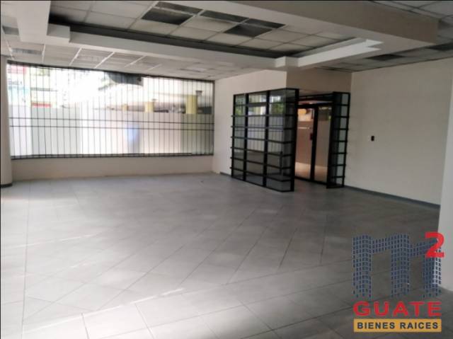 Local de 220.75 m2 de construcción en Venta, Zona 12 - Image 2