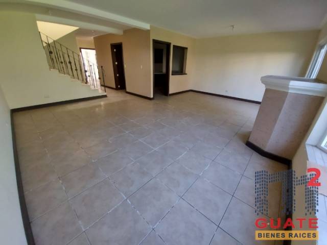 Casa de 242.36 m2 de construcción, en Venta Fraijanes - Image 2