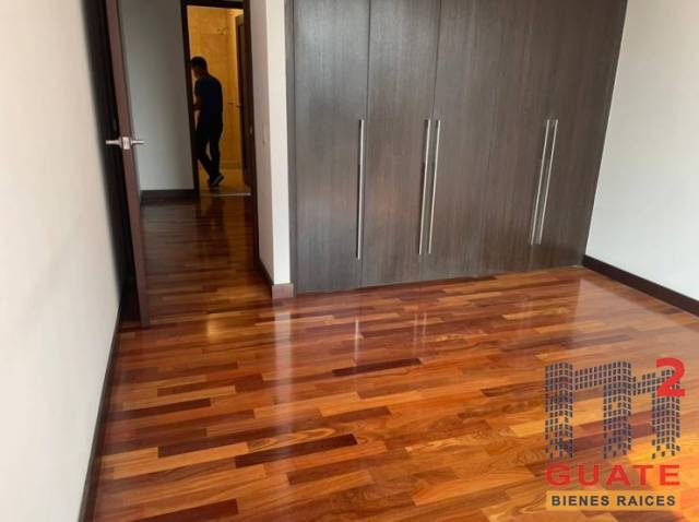 Apartamento de 105 m2 de construcción en Renta, Zona 14 - Image 3