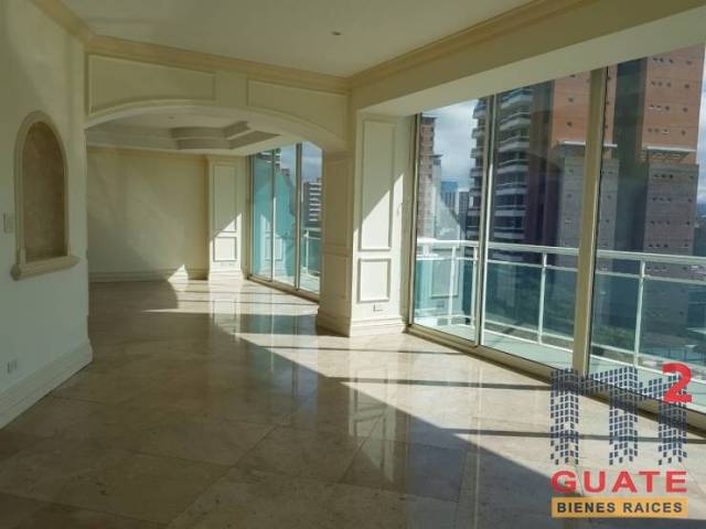 Apartamento de 269 m2 de construcción en Renta, Zona 14 - Image 2
