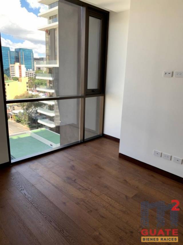 Apartamento de 250 m2 de construcción en Renta, Zona 14 - Image 4
