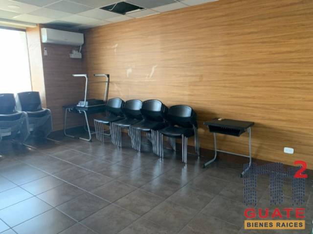 Oficina de 346 m2 de construcción en Venta, Zona 11 - Miniatura 6