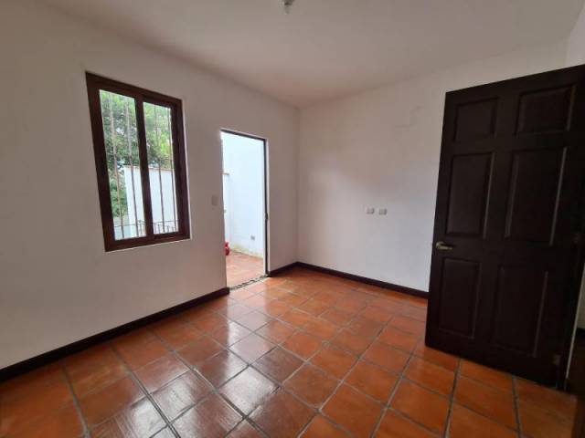 CityMax Antigua vende loft en residencial de San Pedro Las Huertas - Miniatura 6