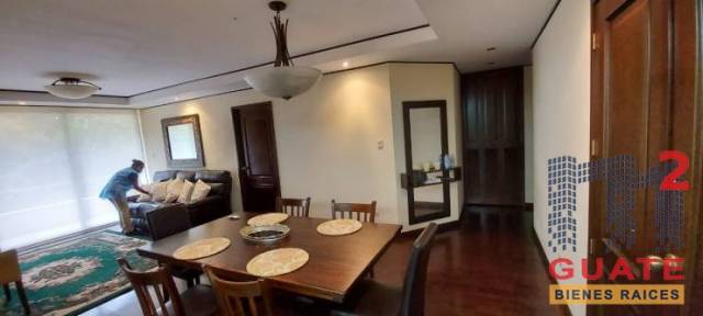 Apartamento de 150 m2 de construcción en Renta, Zona 10 - Miniatura 2