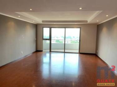 Apartamento de 257 m2 de construcción en Renta, Zona 15 - Image 1