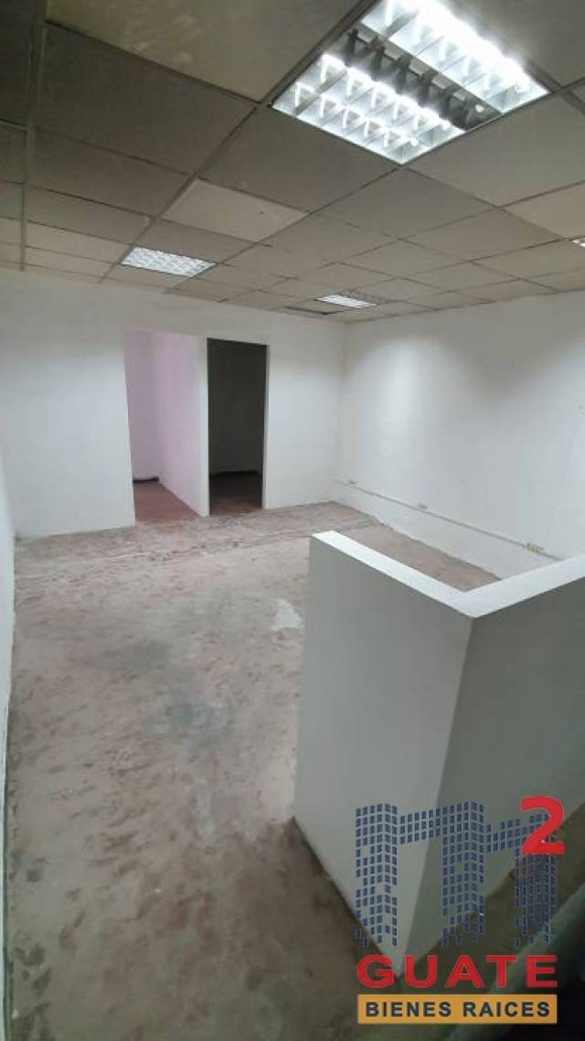 Local de 126 m2 de construcción, en Renta Zona 10 - Image 5