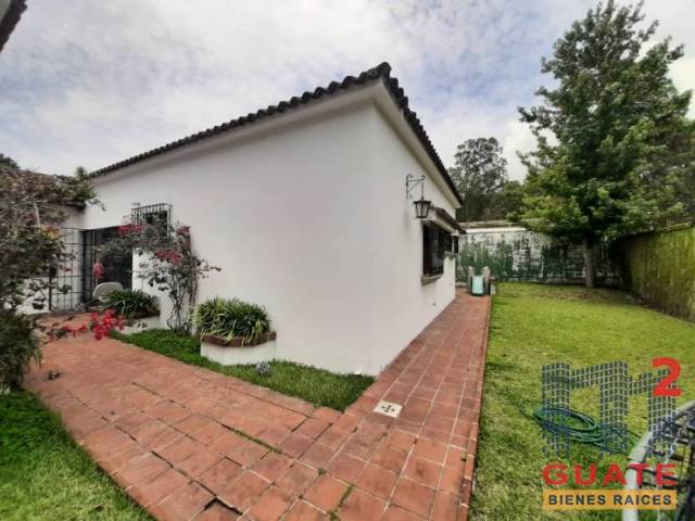 Casa de 302 m2 de construcción, en Renta, Zona 15 - Miniatura 10