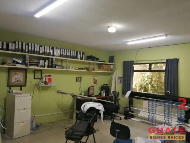 Casa de 399.9 m2 de construcción en Venta, Zona 13 - Image 2