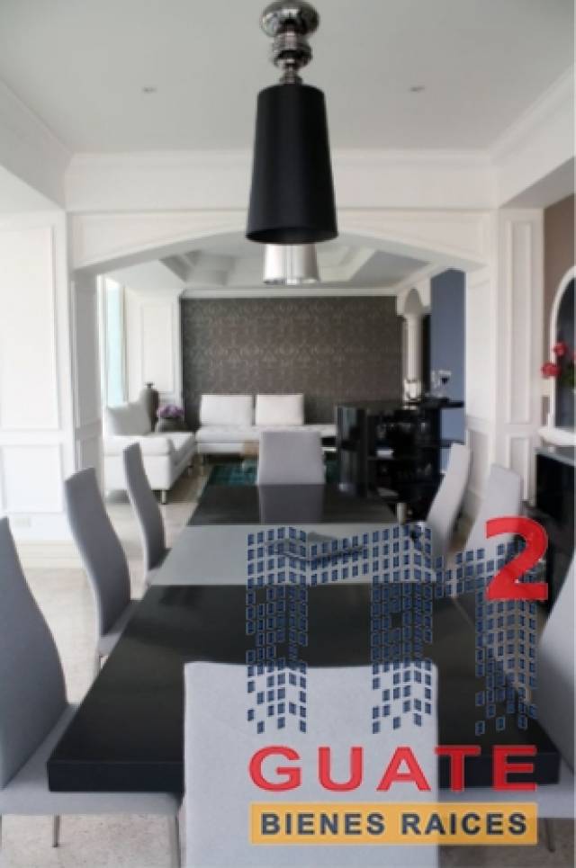 Apartamento de 252 m2 de construcción en Venta, Zona 14 - Image 2
