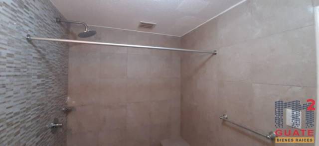 Apartamento de 138 m2 de construcción en Renta, Zona 10 - Miniatura 6