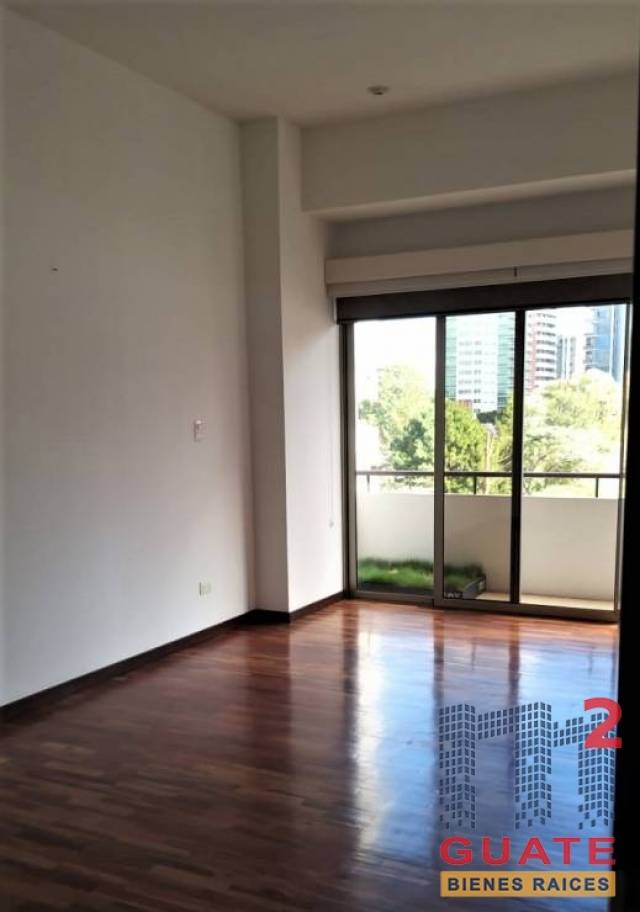Apartamento de 119 m2 de construcción en Renta, Zona 14 - Miniatura 2