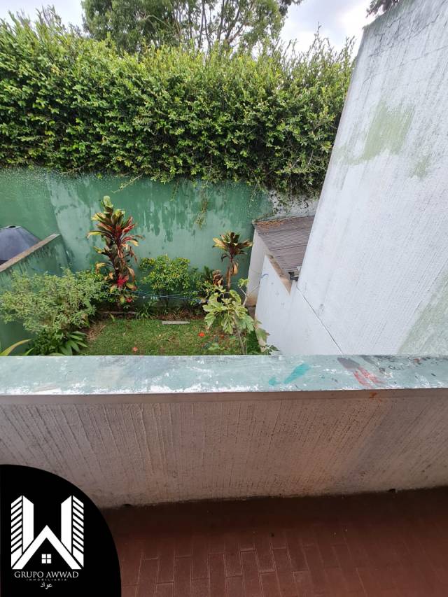 Casa AMUEBLADA EN RESIDENCIALES LOS CIPRESES ZONA 10 - Miniatura 7