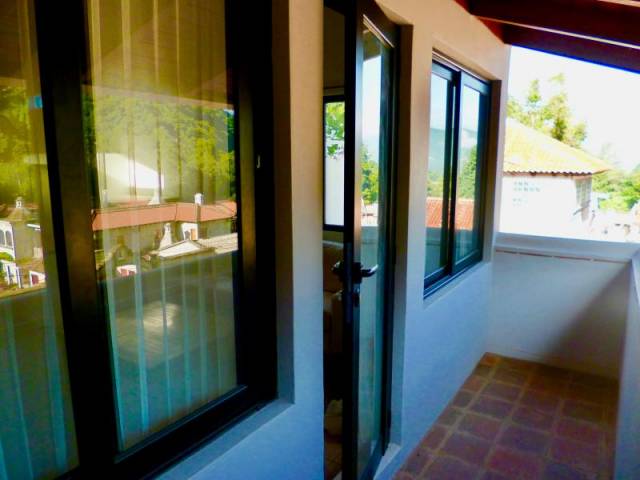 CityMax Antigua alquila apartamento amueblado en Santa Ana - Miniatura 7
