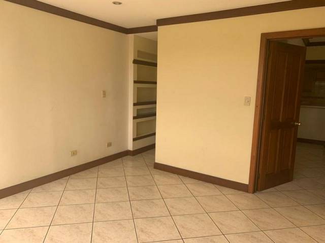 Apartamento en Renta Zona 10 Milenia por Oakland - Image 2