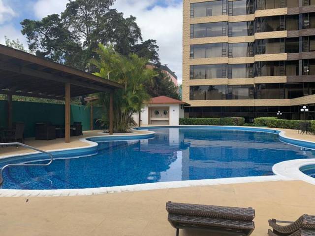 Apartamento en Renta Milenia Zona 10 Oakland - Miniatura 6