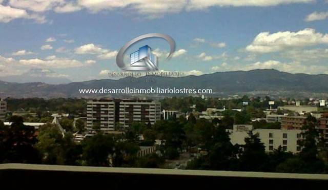 Apartamento en renta en zona 10 sin muebles - Image 5